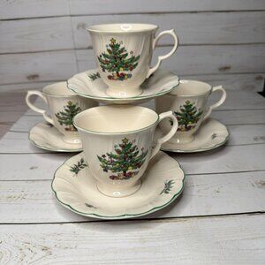 Lot  Of 4 Nikko Happy Holidays Coffee Tea Cup & Saucers Christmas Tree Japan
